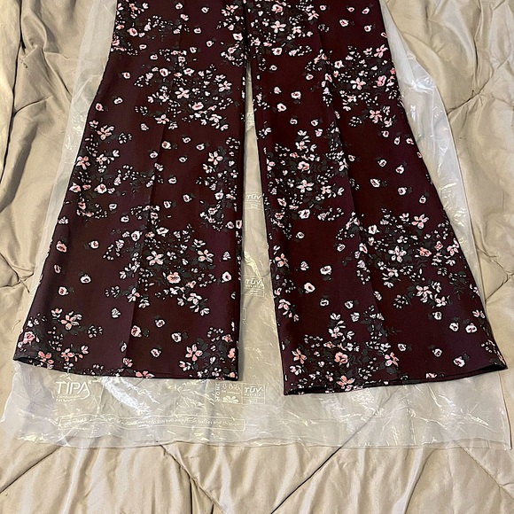 Pearl Floral Crepe Ruthie Pant - Picture 7 of 15